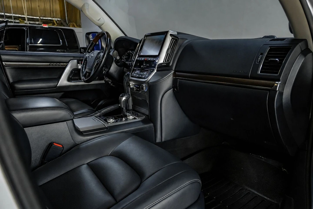 2019 Toyota J200 Land Cruiser - Image 20 of 31