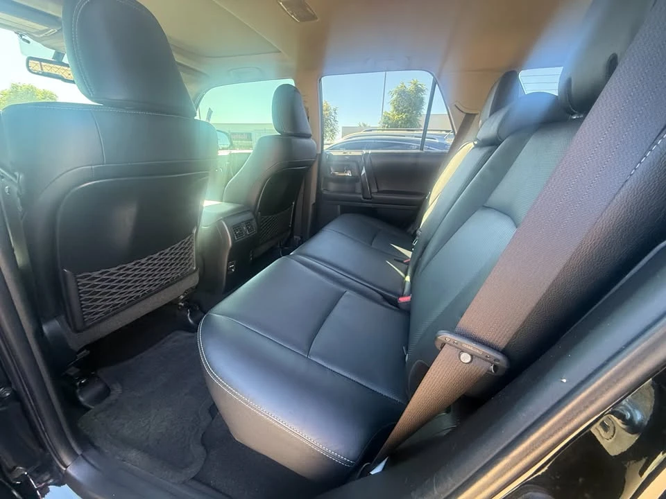 2019 Toyota Highlander - Image 8 of 10