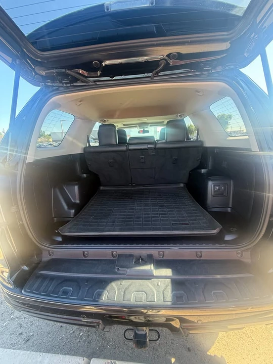 2019 Toyota Highlander - Image 6 of 10