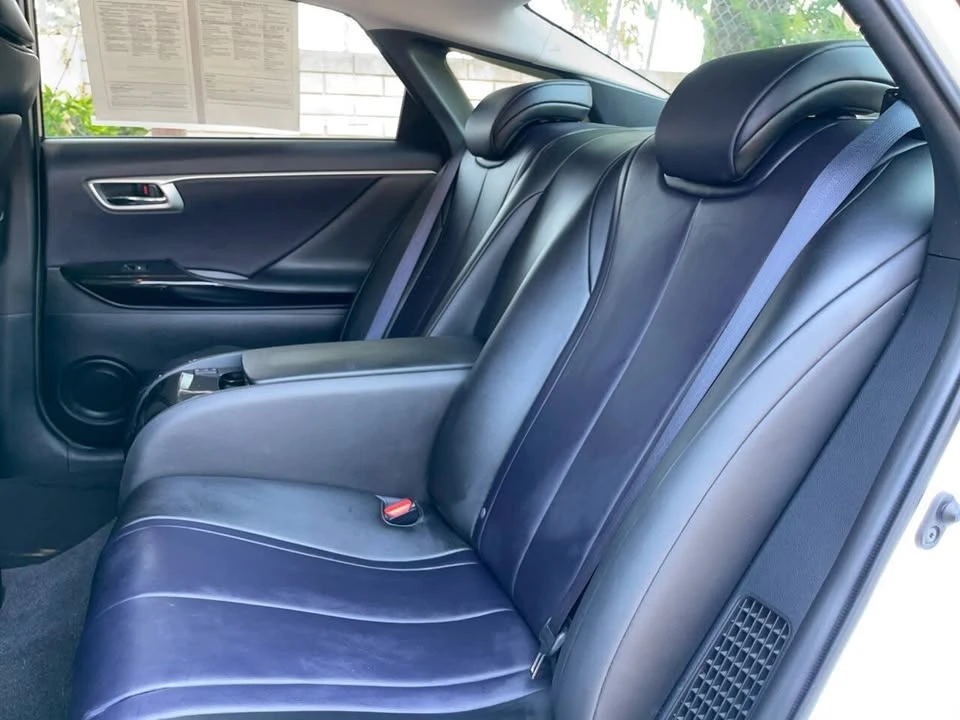 2019 Toyota Mirai - Image 13 of 20
