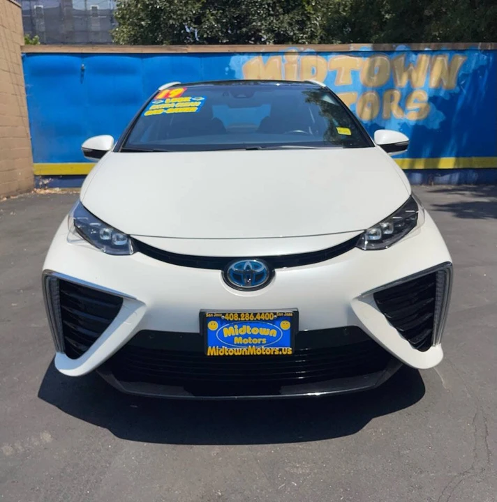 2019 Toyota Mirai - Image 18 of 20