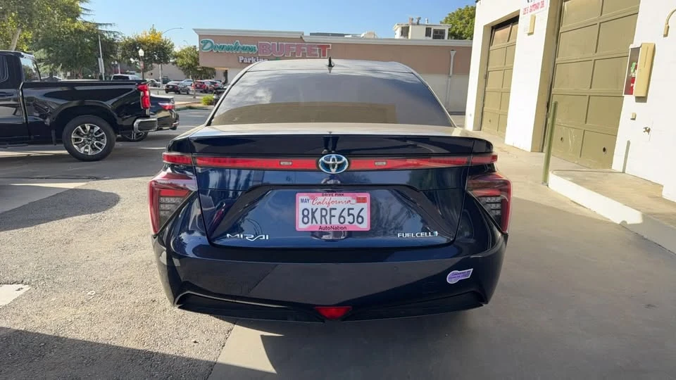 2019 Toyota Mirai - Image 5 of 16