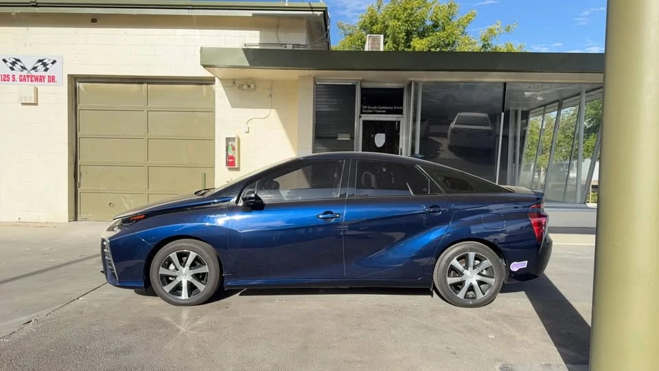 2019 Toyota Mirai - Image 3 of 16