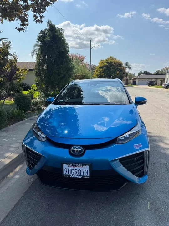 2019 Toyota Mirai - Image 2 of 7