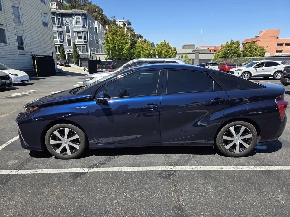 2019 Toyota Mirai - Image 4 of 4