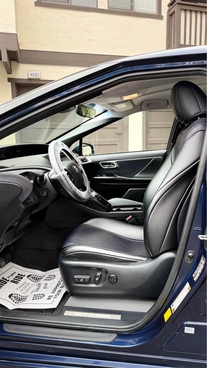 2019 Toyota Mirai - Image 8 of 18