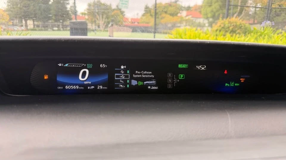 2019 Toyota Mirai - Image 18 of 18