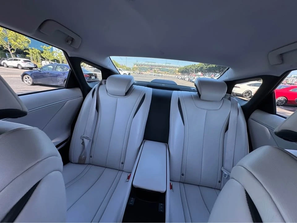 2019 Toyota Mirai - Image 10 of 12