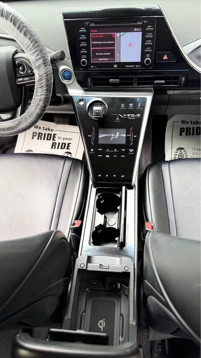 2019 Toyota Mirai - Image 15 of 18