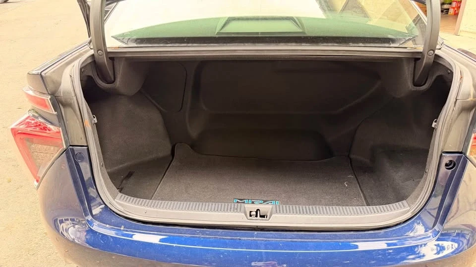 2019 Toyota Mirai - Image 7 of 18