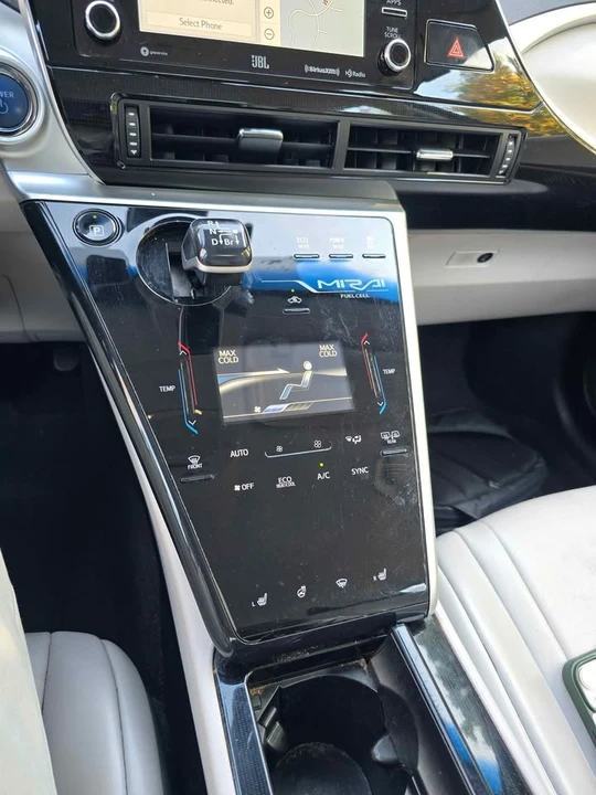 2019 Toyota Mirai - Image 9 of 9