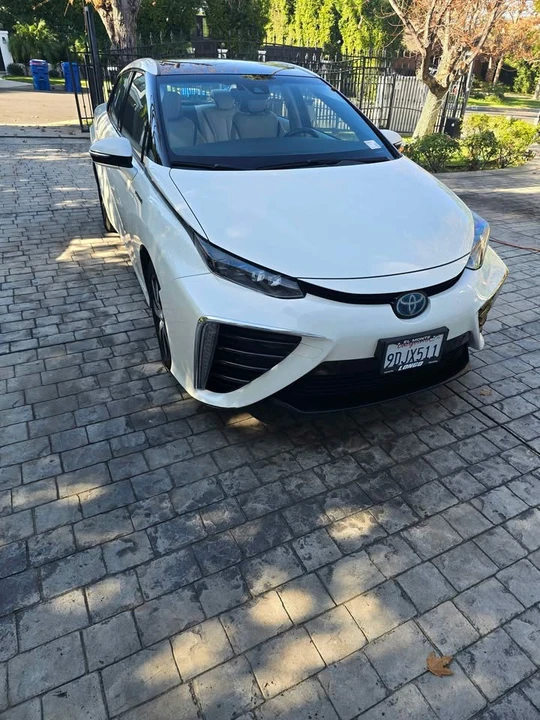2019 Toyota Mirai - Image 3 of 9
