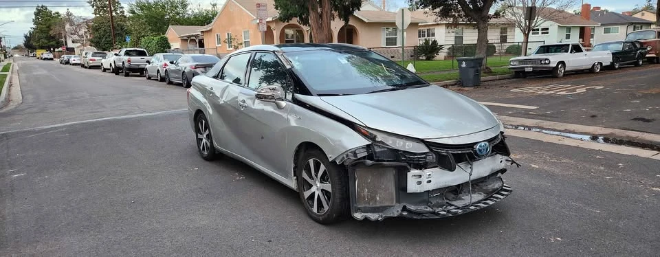 2019 Toyota Mirai - Image 2 of 8