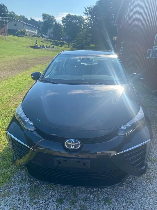 2019 Toyota Mirai - Image 2 of 20
