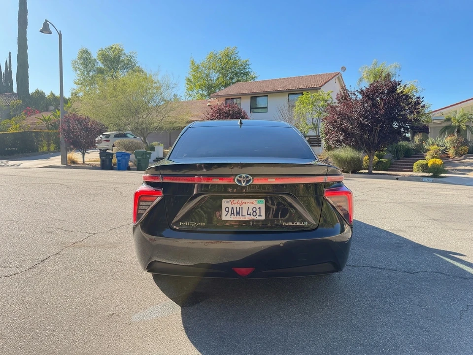 2019 Toyota Mirai - Image 5 of 18