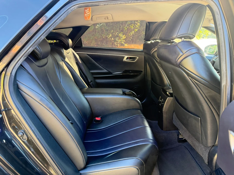 2019 Toyota Mirai - Image 13 of 18
