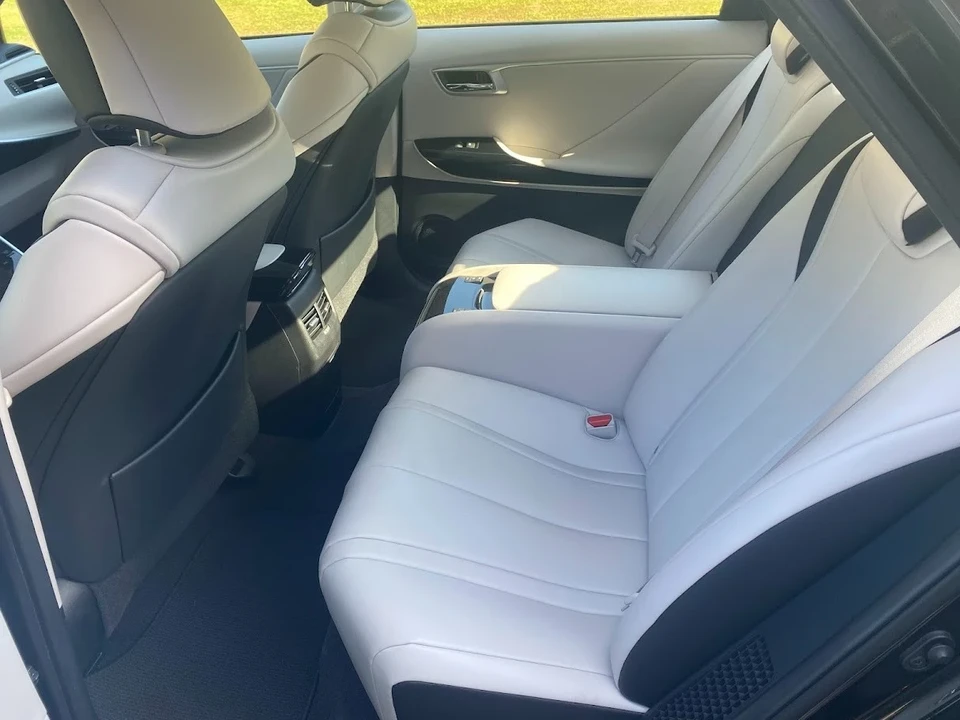 2019 Toyota Mirai - Image 6 of 21
