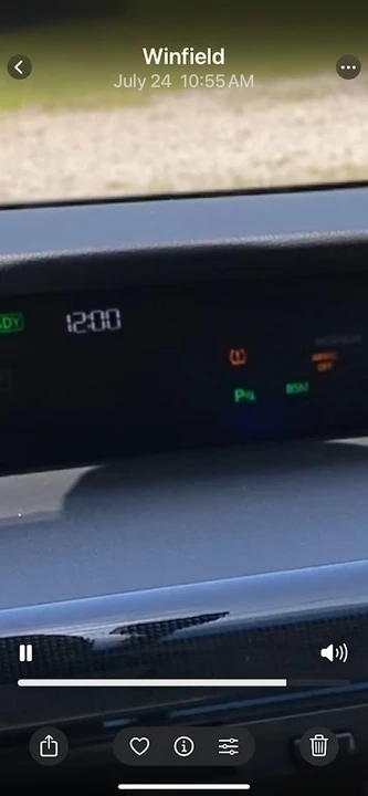 2019 Toyota Mirai - Image 15 of 21