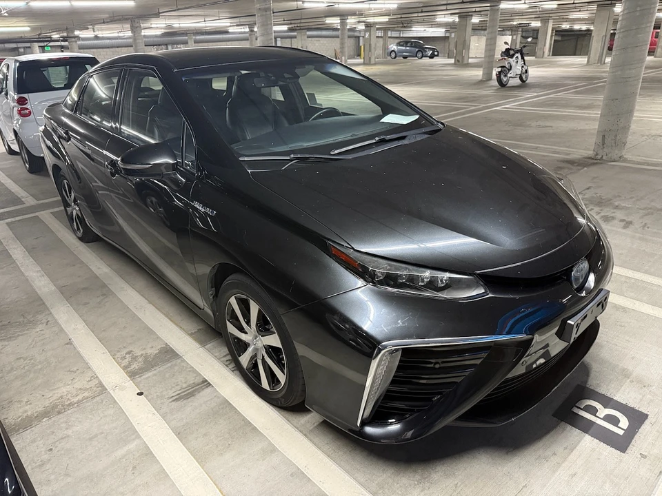 2019 Toyota Mirai - Image 3 of 13