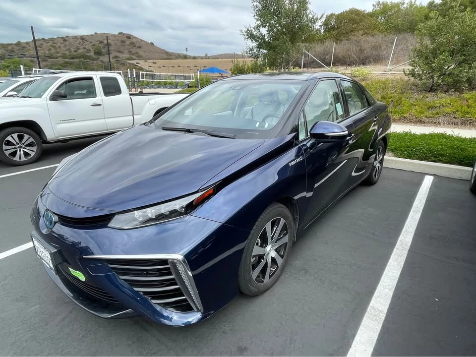 2019 Toyota Mirai - Image 3 of 8