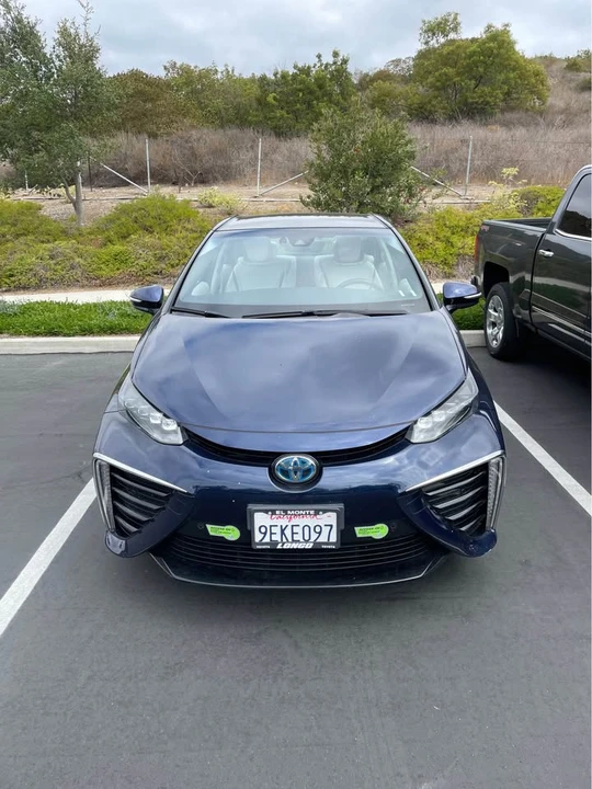 2019 Toyota Mirai - Image 4 of 8