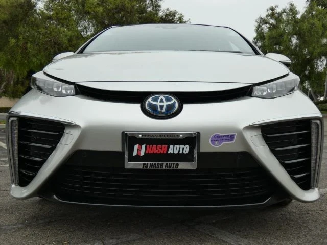 2019 Toyota Mirai - Image 16 of 21