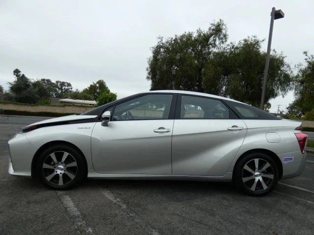 2019 Toyota Mirai - Image 12 of 21