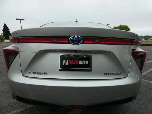 2019 Toyota Mirai - Image 9 of 21