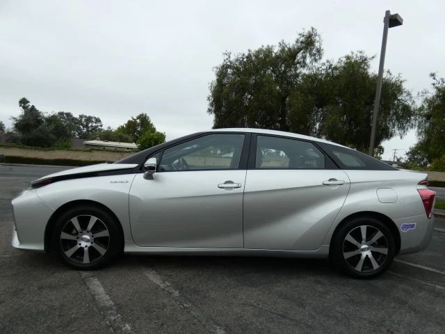 2019 Toyota Mirai - Image 13 of 21