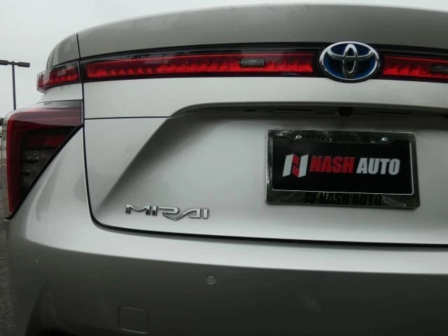 2019 Toyota Mirai - Image 10 of 21