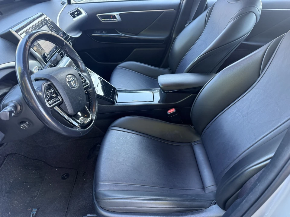 2019 Toyota Mirai - Image 9 of 19