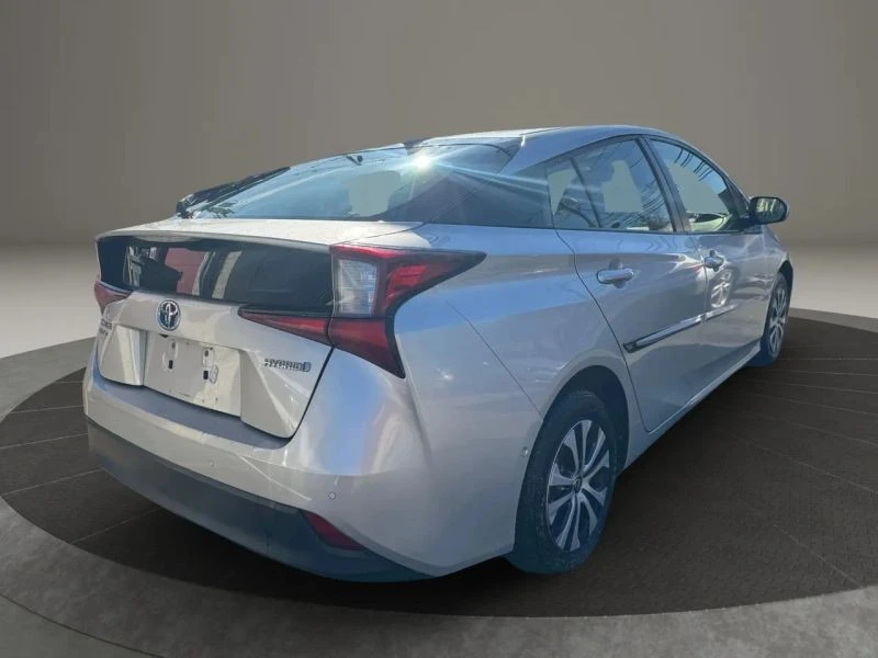 2019 Toyota Prius 4th Gen - Image 5 of 12