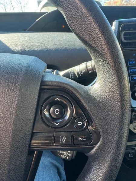 2019 Toyota Prius 4th Gen - Image 11 of 12