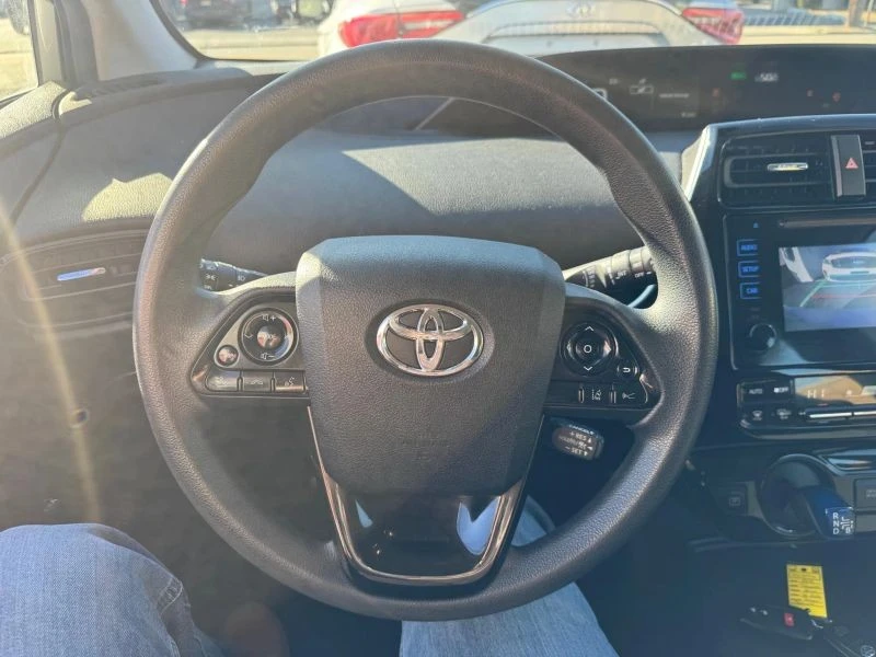 2019 Toyota Prius 4th Gen - Image 9 of 12