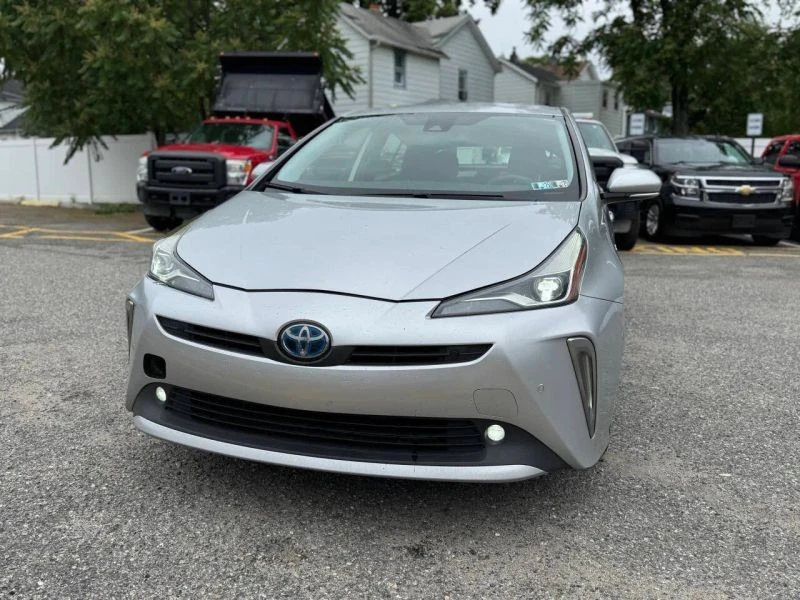 2019 Toyota Prius 4th Gen - Image 2 of 12