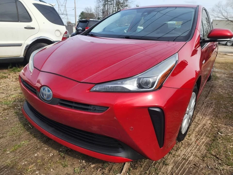 2019 Toyota Prius 4th Gen - Image 2 of 8