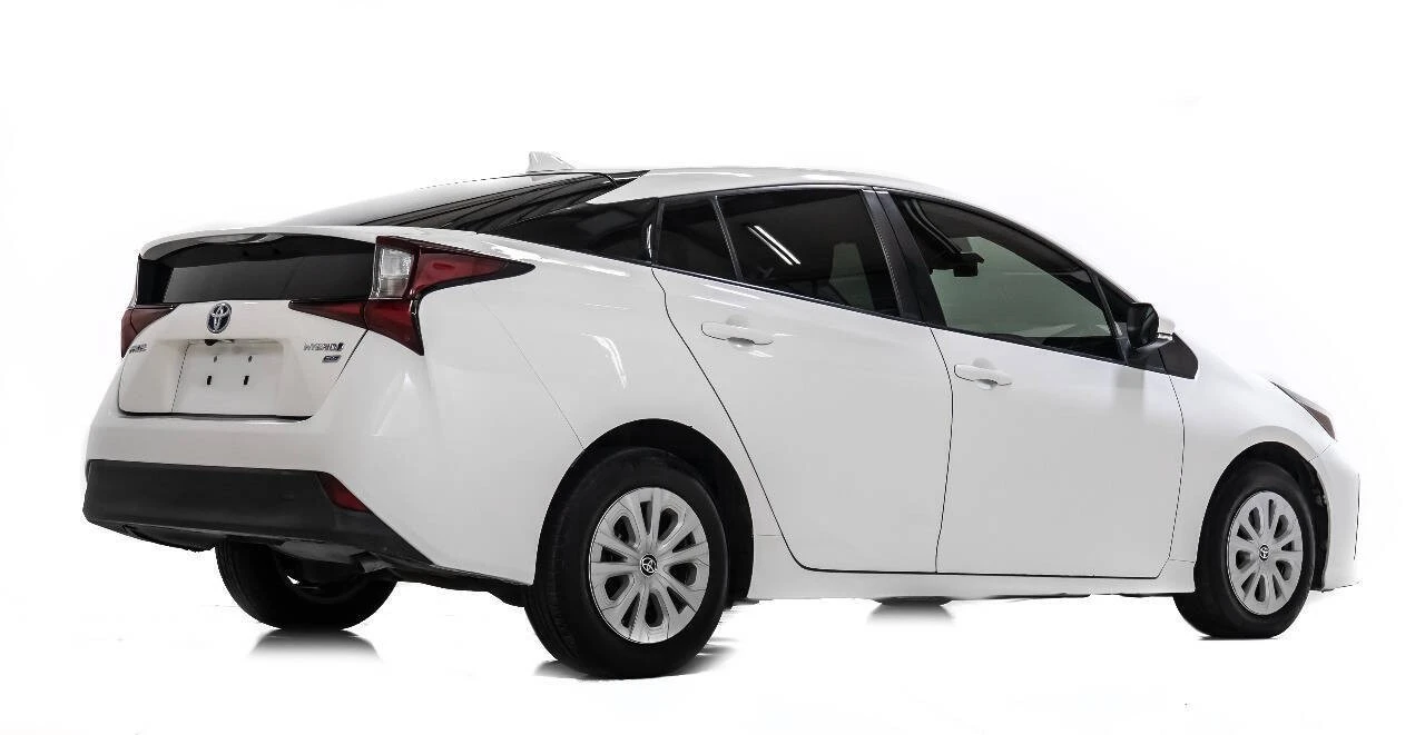 2019 Toyota Prius 4th Gen - Image 3 of 12