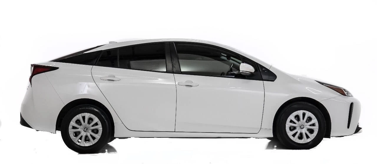 2019 Toyota Prius 4th Gen - Image 5 of 12