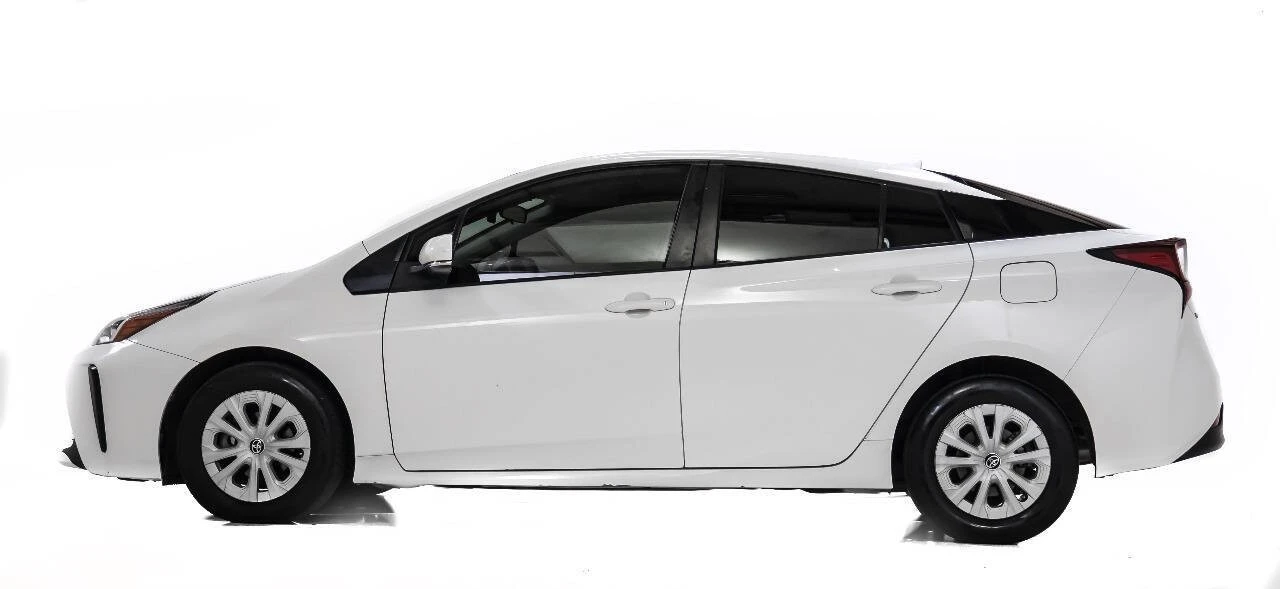 2019 Toyota Prius 4th Gen - Image 6 of 12
