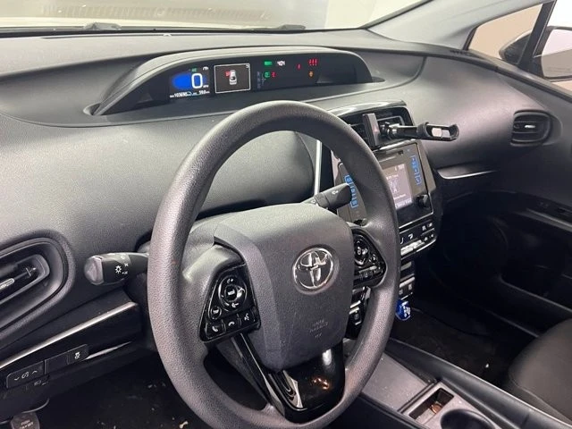 2019 Toyota Prius 4th Gen - Image 7 of 8
