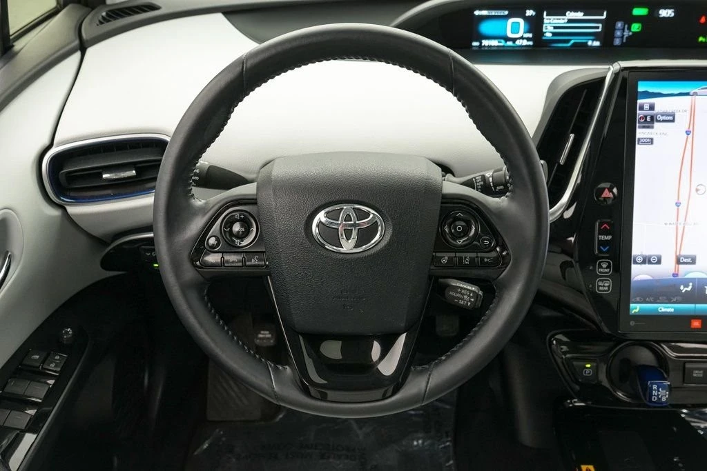 2019 Toyota Prius 4th Gen - Image 14 of 21