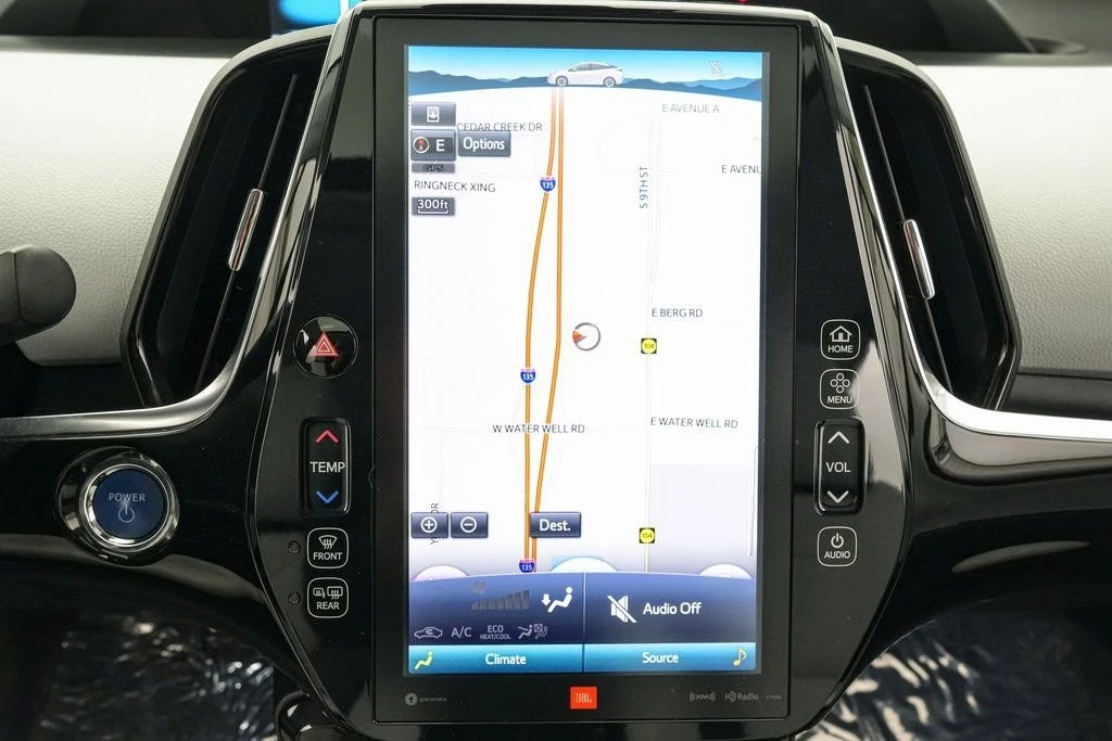 2019 Toyota Prius 4th Gen - Image 19 of 21