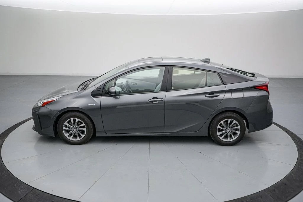 2019 Toyota Prius 4th Gen - Image 8 of 21