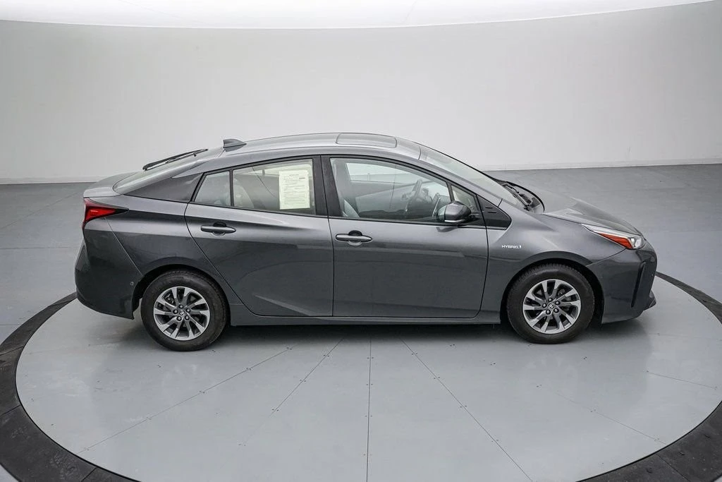 2019 Toyota Prius 4th Gen - Image 4 of 21