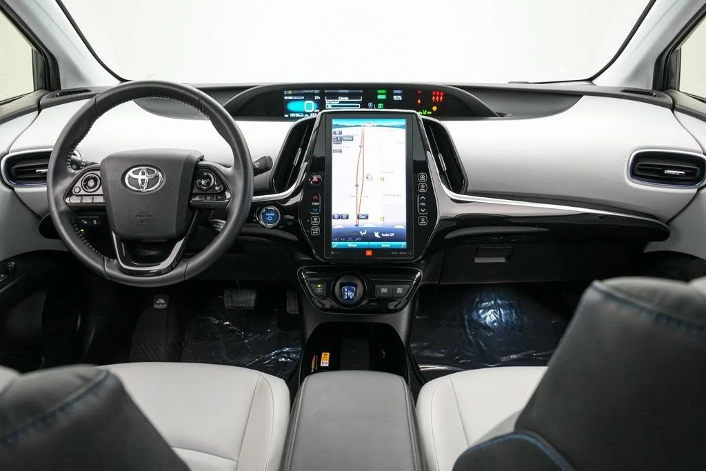 2019 Toyota Prius 4th Gen - Image 15 of 21