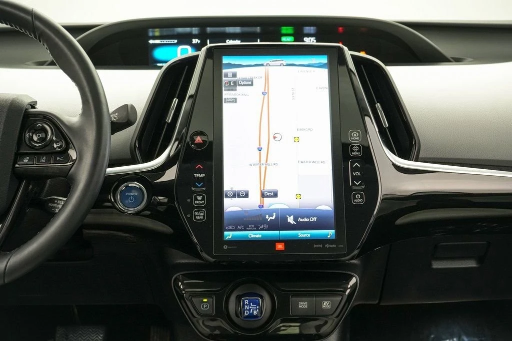 2019 Toyota Prius 4th Gen - Image 17 of 21