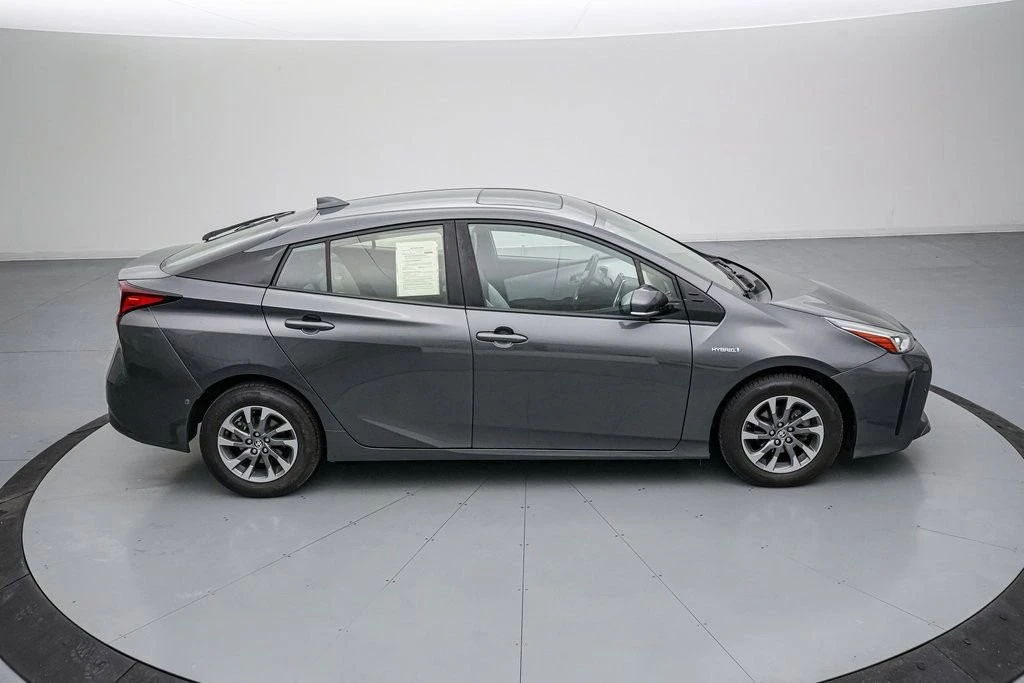 2019 Toyota Prius 4th Gen - Image 4 of 21