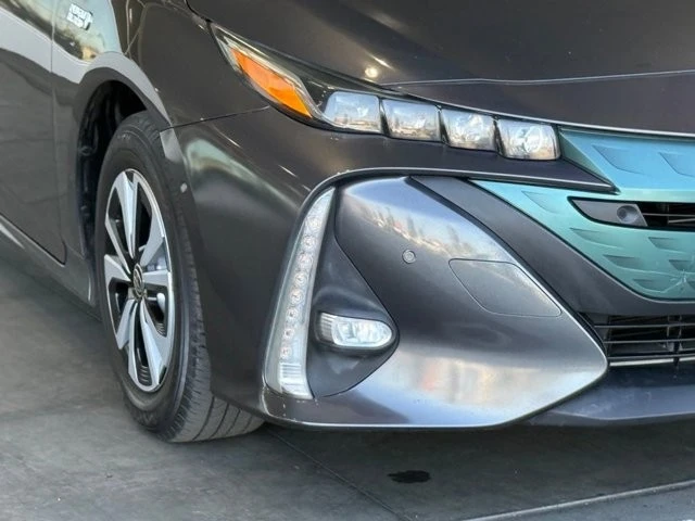 2019 Toyota Prius 4th Gen - Image 8 of 21