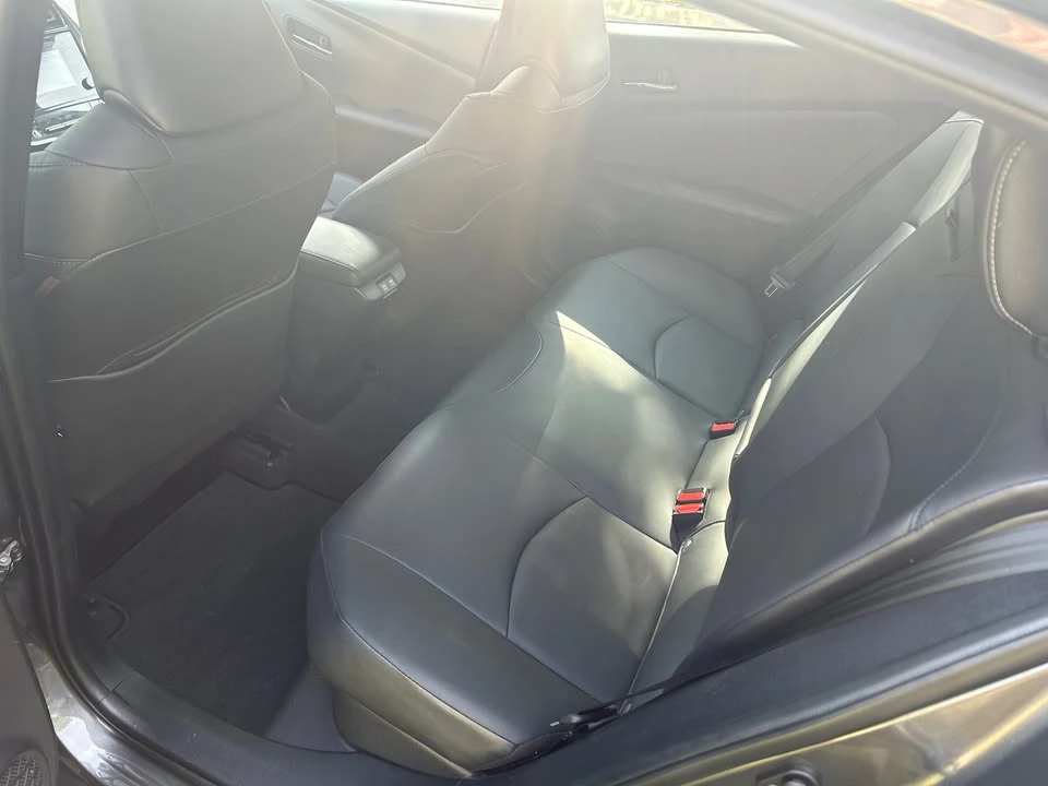 2019 Toyota Prius 4th Gen - Image 8 of 13