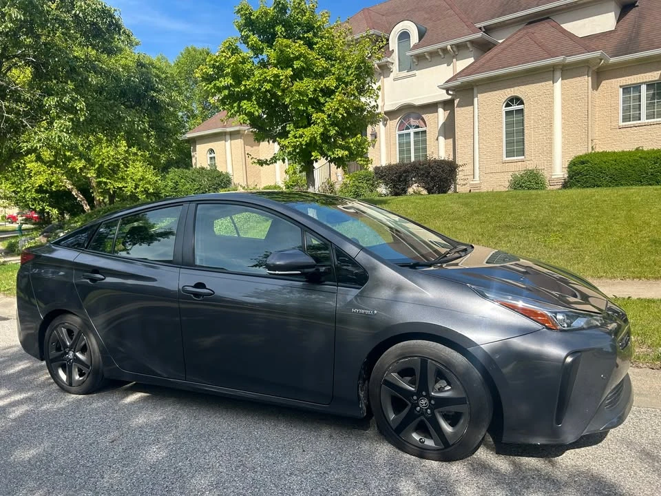 2019 Toyota Prius 4th Gen - Image 3 of 13